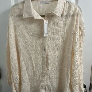 Elegant Cream Textured Women's Blouse